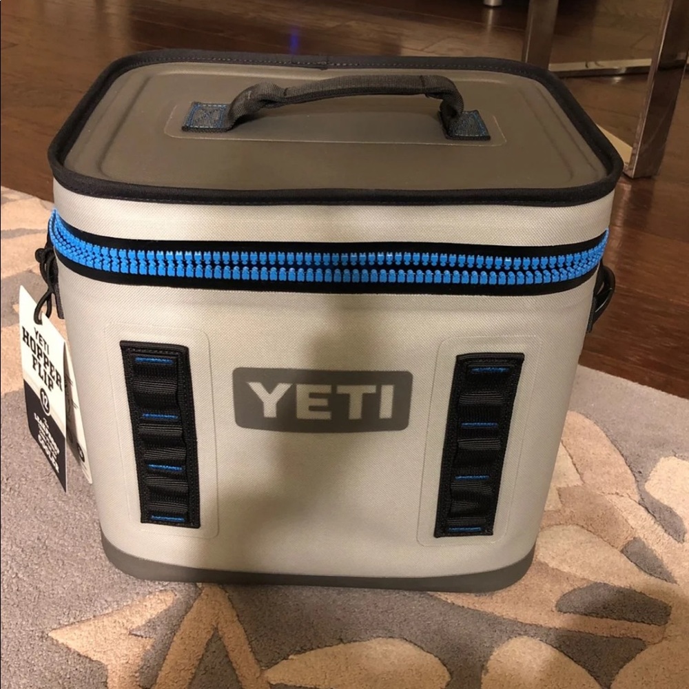 YETI Hopper Flip 12